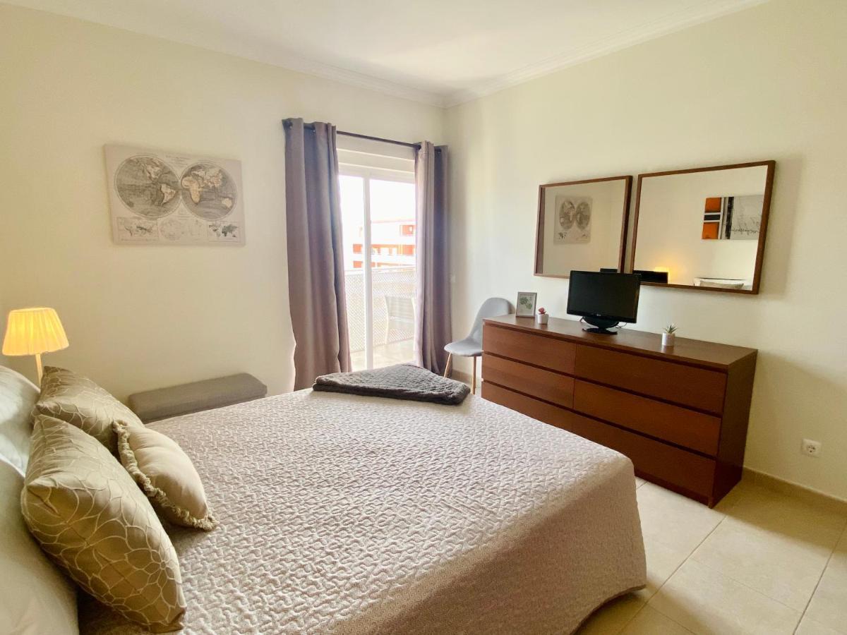 Apartamento T1 Flamingo - Portimao - 1,5 Km Da Praia Extérieur photo